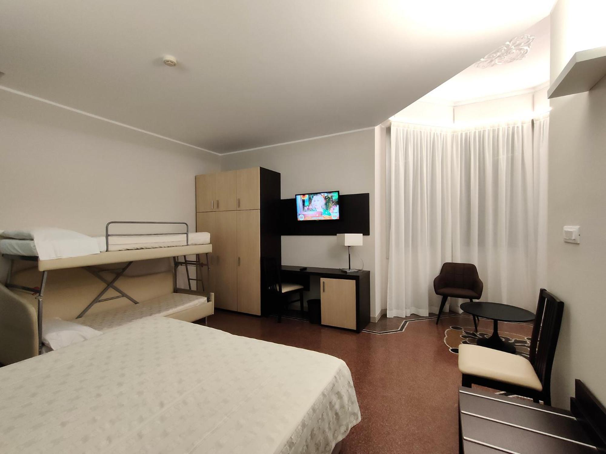 Hotel Vittoria Genoa Luaran gambar