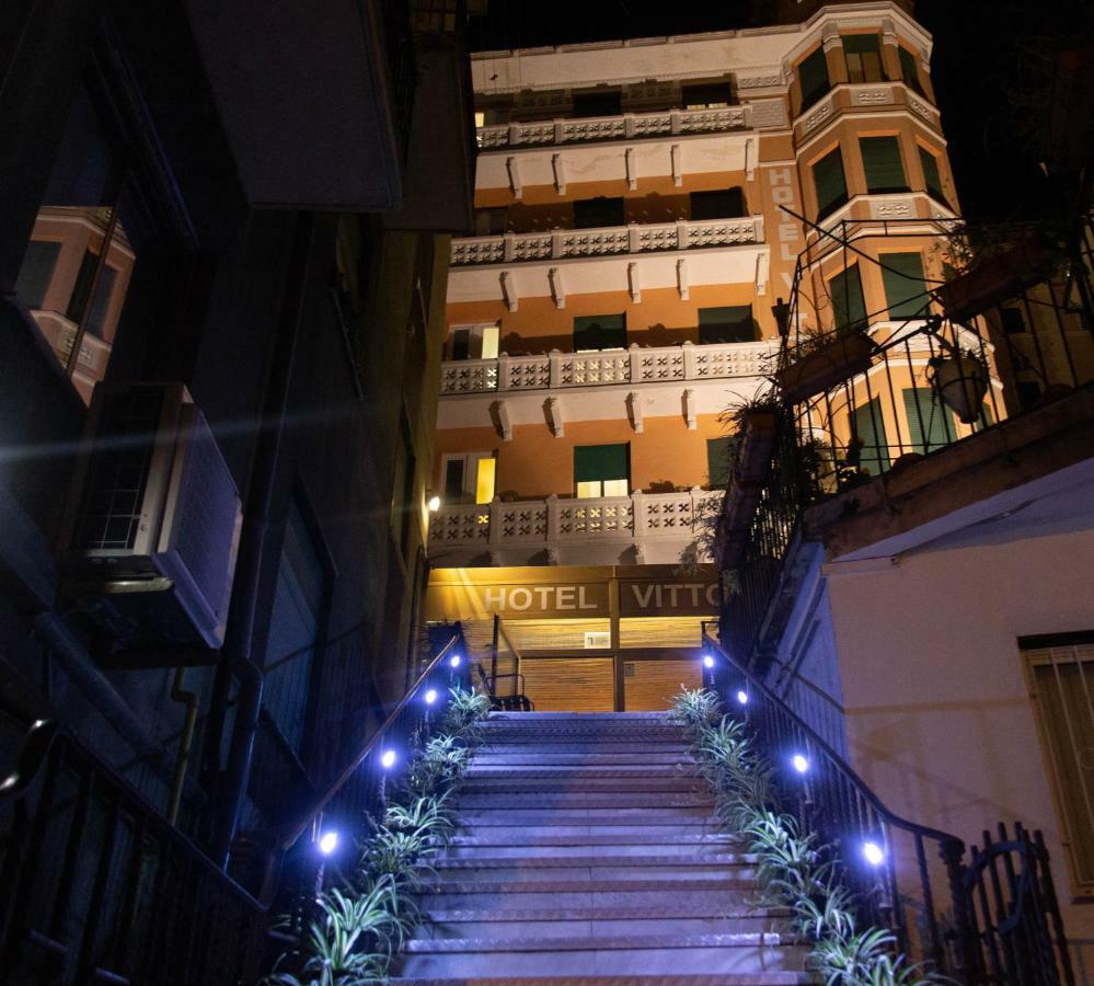 Hotel Vittoria Genoa Luaran gambar